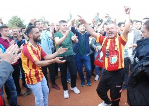 Oyun havaları ile BAL ligini kutladılar