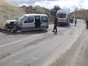 Emet’te trafik kazası: 2 yaralı