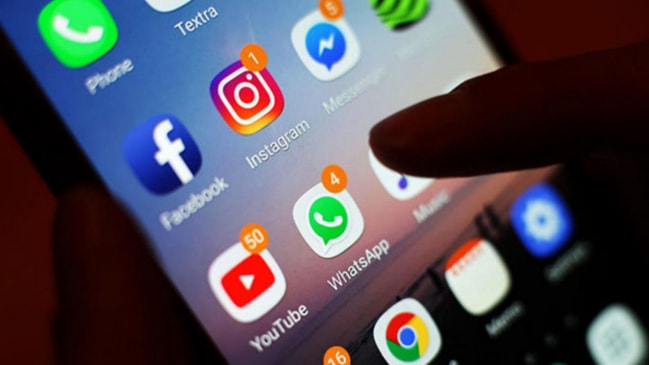 Vatandaşlar isyan ediyor... WhatsApp, Facebook ve Instagram çöktü!