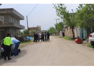 Otomobille polisten kaçan şahıs bahçe duvarına çarparak yakalandı