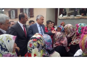 Pozantı’da çiftçiye çilek fidesi dağıtıldı