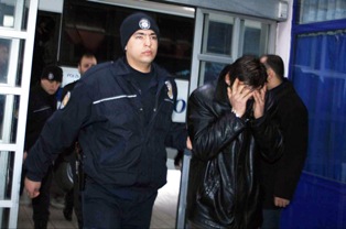Badana boyacılıktan milyonluk çeteye