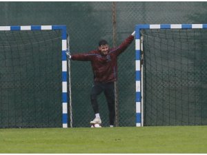 Trabzonspor yağmur altında çalıştı