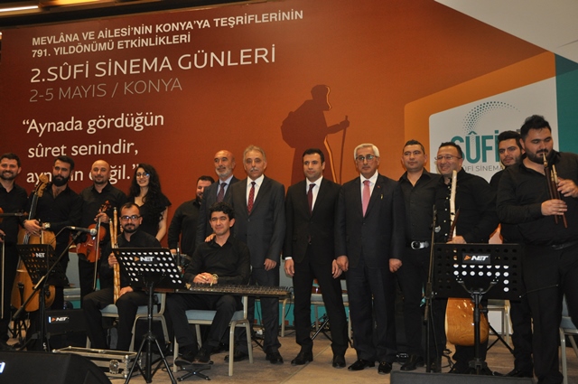 Filim müzikleri galada seslendirildi