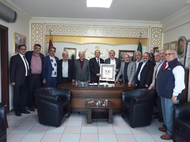 Eşraf’tan Başkan Yağız’a ziyaret