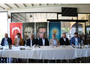 Aksu: “Siyasette ve belediyecilikte ‘kızgın demiri soğutma’ politikası uygulanmalı"