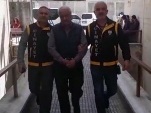Bursa’da bıçaklı kavga kamerada
