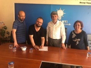 Saadet’ten istifa edip AK Parti’ye katıldı