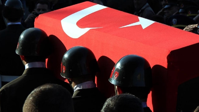 Operasyon başlatıldı... Hakkari'den acı haber! 3 asker şehit...