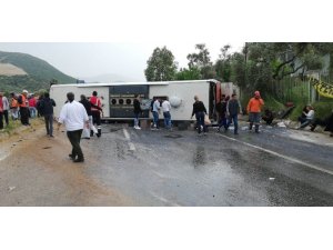 (Düzeltme) Milas’ta feci kaza: 2 ölü, 12 yaralı