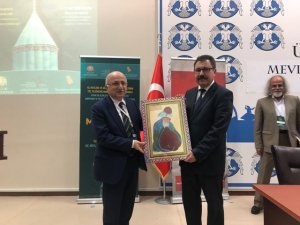 8 ülkeden 21 profesör Mevlana’yı konuştu