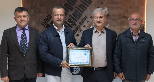 TYB’de “Fizikte Paradigma Değişiminin Bilim Felsefesine Etkileri” konuşuldu