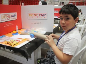 Gençler "teknoloji yıldızı" olmak için hünerlerini sergiledi