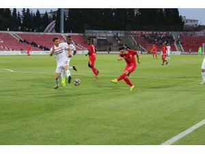 Spor Toto 1. Lig: Balıkesirspor Baltok: 1 - Gazişehir Gaziantep: 2