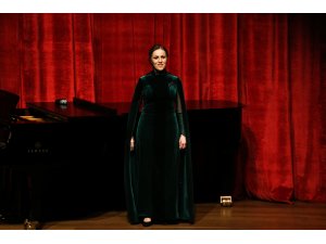 Nafset Chenib İstanbul'da konser verdi