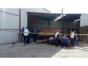Antalya’da kolunu iş makinesine kaptıran genç hayatını kaybetti