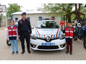 Jandarma Trafik Haftasını öğrenciler ile kutladı