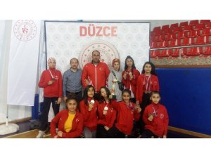 Analig Taekqondo’da Kayseri Takımı Türkiye Üçüncüsü Oldu