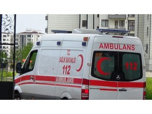 Silahı temizlerken kendini yaraladı