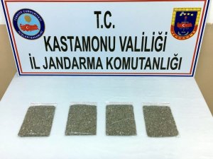 Jandarmadan uyuşturucu satıcılarına şafak operasyonu