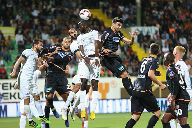 Konyaspor 11 hafta sonra kazandı