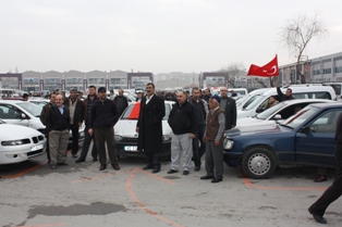 Galericilerden Pazar tepkisi