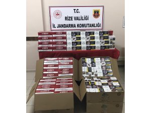 Çay kolileri içinde gümrük kaçağı sigara ele geçirildi