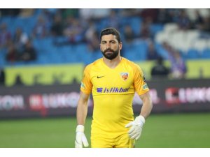 Muammer aylar sonra oynadı