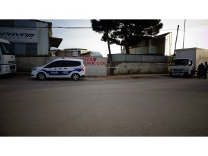 Tuzla’da tır şoförünün feci ölümü