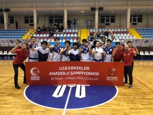 Selçuklu Basketbol U18 Türkiye şampiyonasında