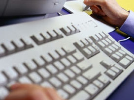 Şifrelerinizin 'deŞİFRE' olmaması için