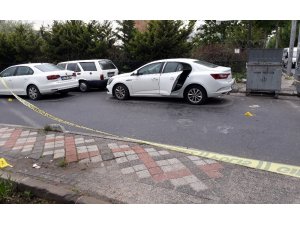Bağcılar’da bankaya para yatıran iş adamını gasp etmeye çalıştılar