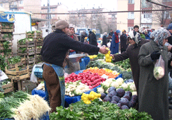 Müşteri pazardan markete kaçıyor
