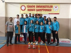 Bartın Üniversitesi’nden karatede büyük başarı