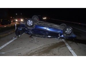 Köpeğe çarpmamak için manevra yapan araç takla attı: 1 ölü, 4 yaralı