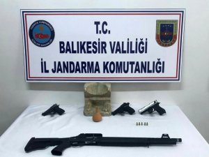 Tarihi eser kaçakçılarına suçüstü