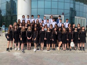 Eskişehir Atatürk Güzel Sanatlar Lisesine ödül