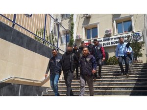İstanbul’da 16 yıl önce öldüren babalarının katilini öldüren şüpheli yakalandı