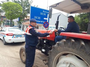 Karaadilli’de Trafik Haftası çeşitli etkinliklerle kutlandı