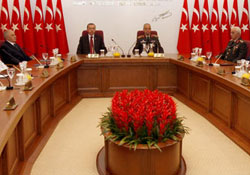 Kırmızı kitaptan irtica çıkarılıyor