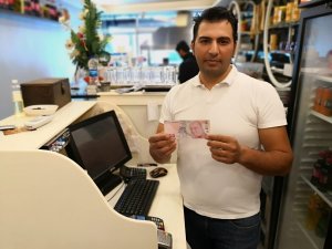 Tırnakçı kadınların “Soyunuruz” diye tehdit ettiği kebapçı o anları anlattı