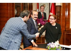 Hakkari heyetinden Bakan Pekcan’a ziyaret