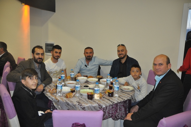 Asriad Ailesi İftarda Buluştu
