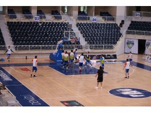 Denizli Basket’in gözü kupada