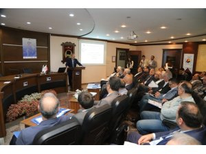 Üniversite-Sanayi İş Birliği ve Kümelenme Çalıştayı