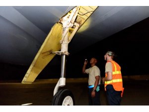 ABD’nin B-52’leri Katar’daki üsse indi