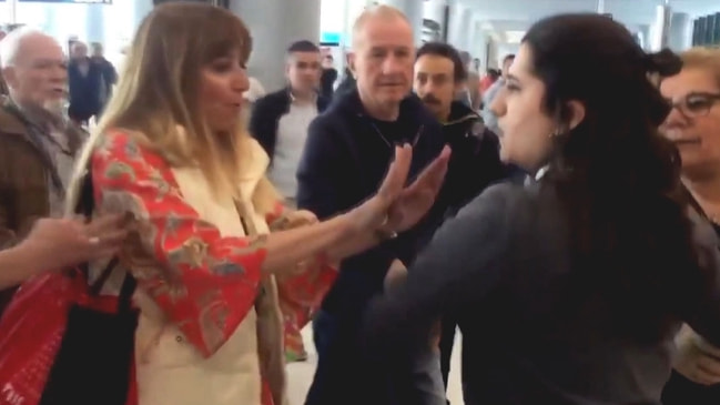 Havalimanındaki hakaret davasında flaş karar!