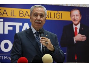 Bülent Arınç ve eşi de koronavirüse yakalandığını duyurdu