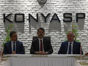 Bakan Kurum'dan Konyaspor'a ziyaret