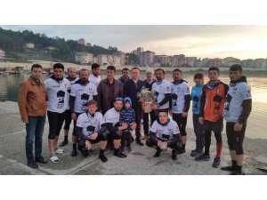 15 dragon bot sporcusu Türkeli’de karşılandı
